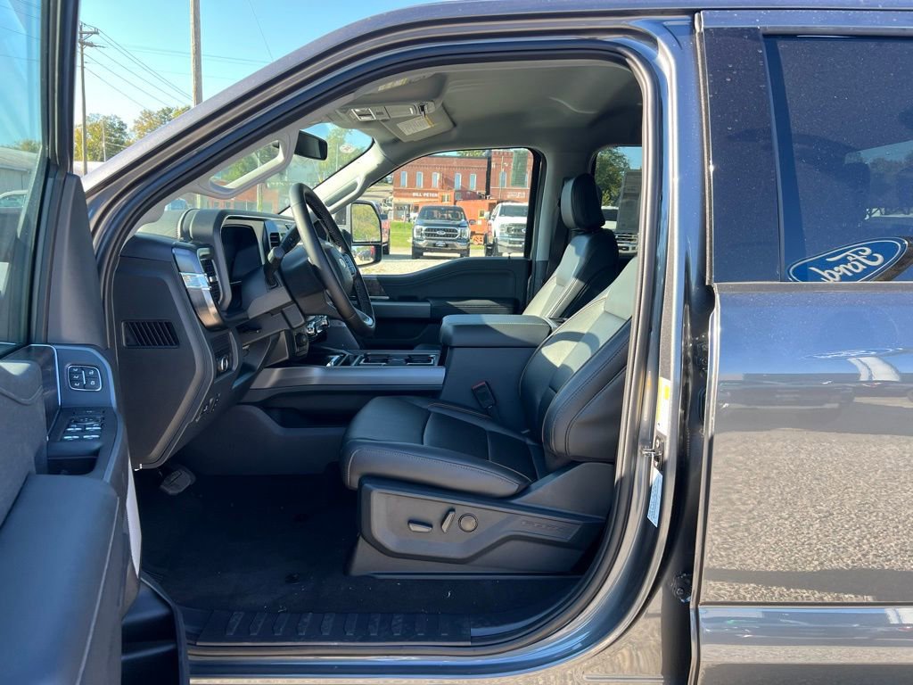 New 2026 Ford F250 Lariat w/ Lariat Premium Package image 13