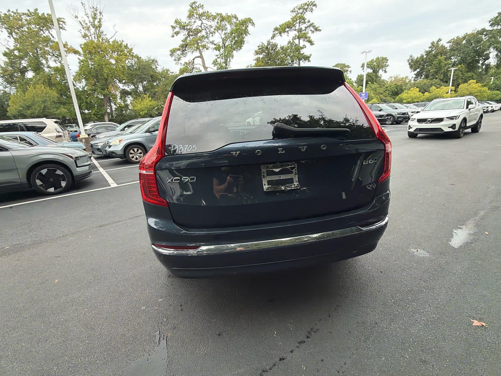 Used 2023 Volvo XC90 B6 Plus w/ Protection Package AWD/4WD image 12