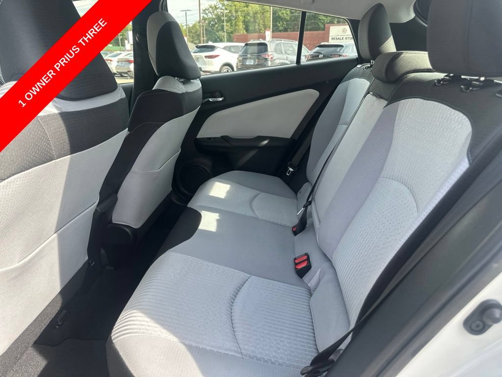 Used 2016 Toyota Prius Three FWD image 10