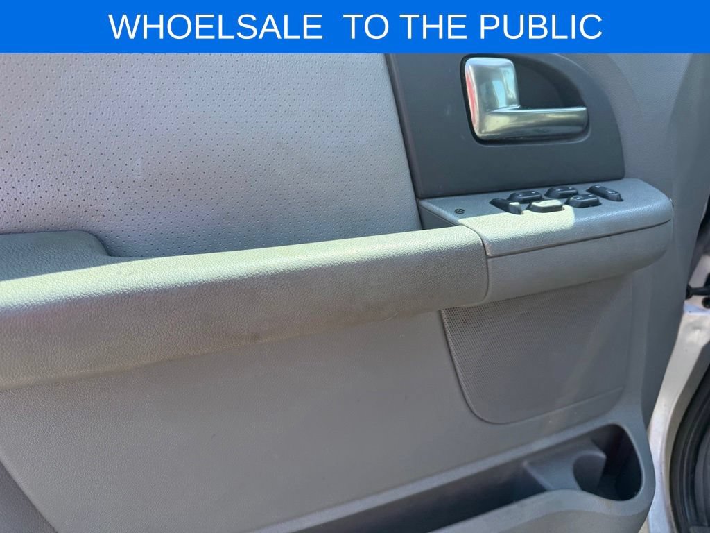 Used 2004 Ford Expedition XLT RWD image 5