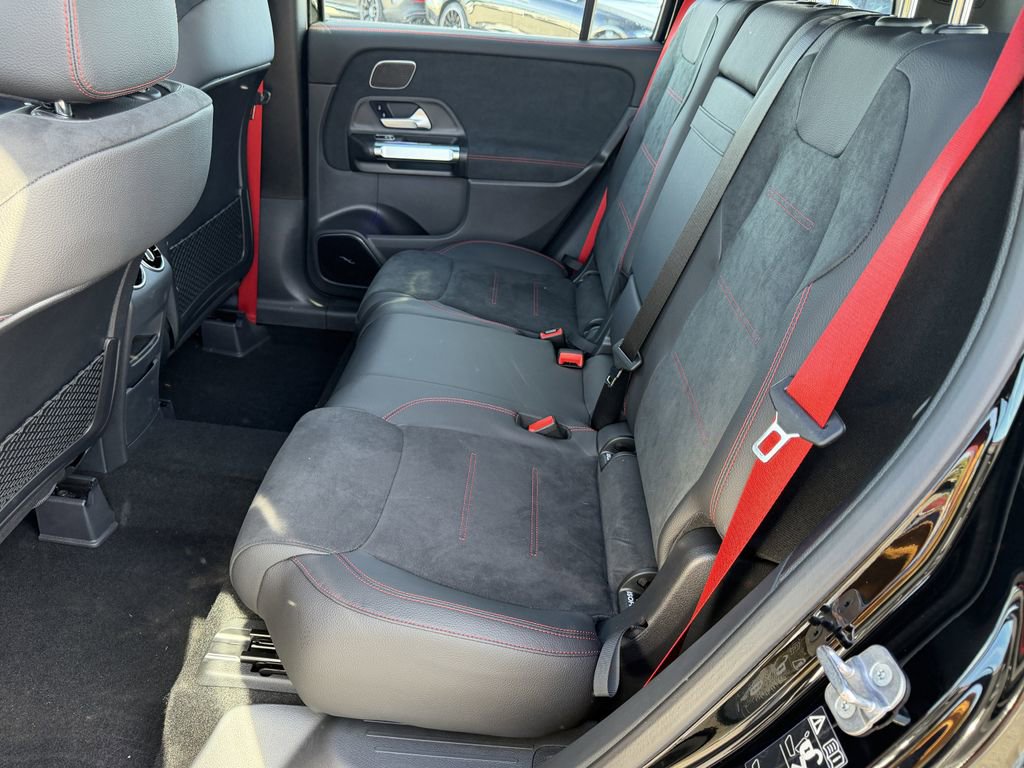 New 2026 Mercedes-Benz GLB 35 AMG 4MATIC image 30