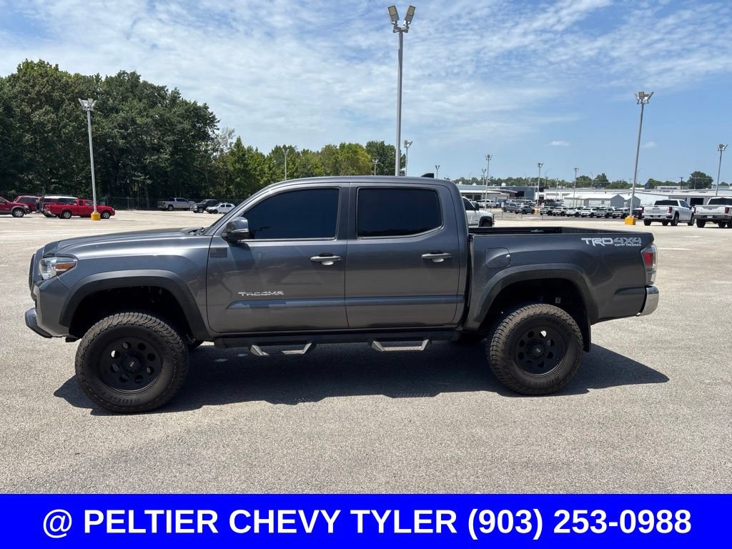 Used 2021 Toyota Tacoma TRD Off-Road AWD/4WD image 4