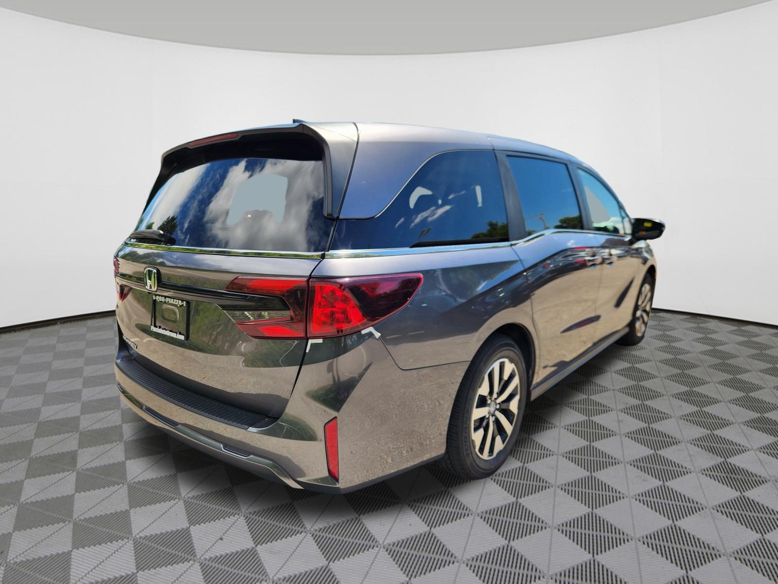 New 2026 Honda Odyssey EX-L image 4