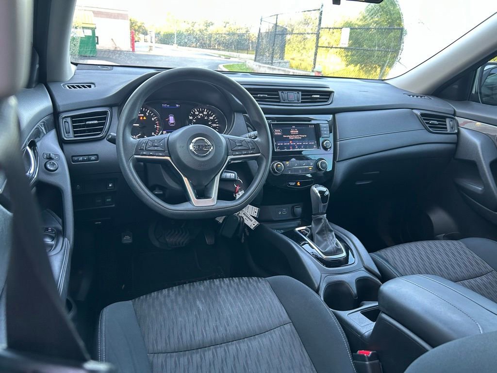 Used 2018 Nissan Rogue S FWD image 13