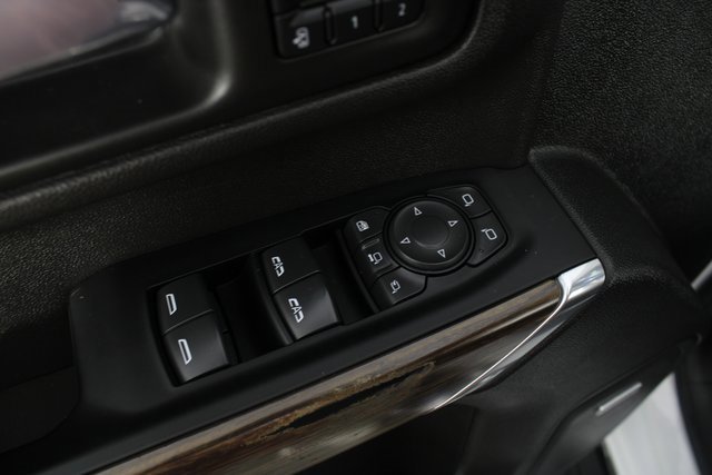 Used 2022 Chevrolet Silverado 2500 High Country w/ Z71 Off-Road Package image 18