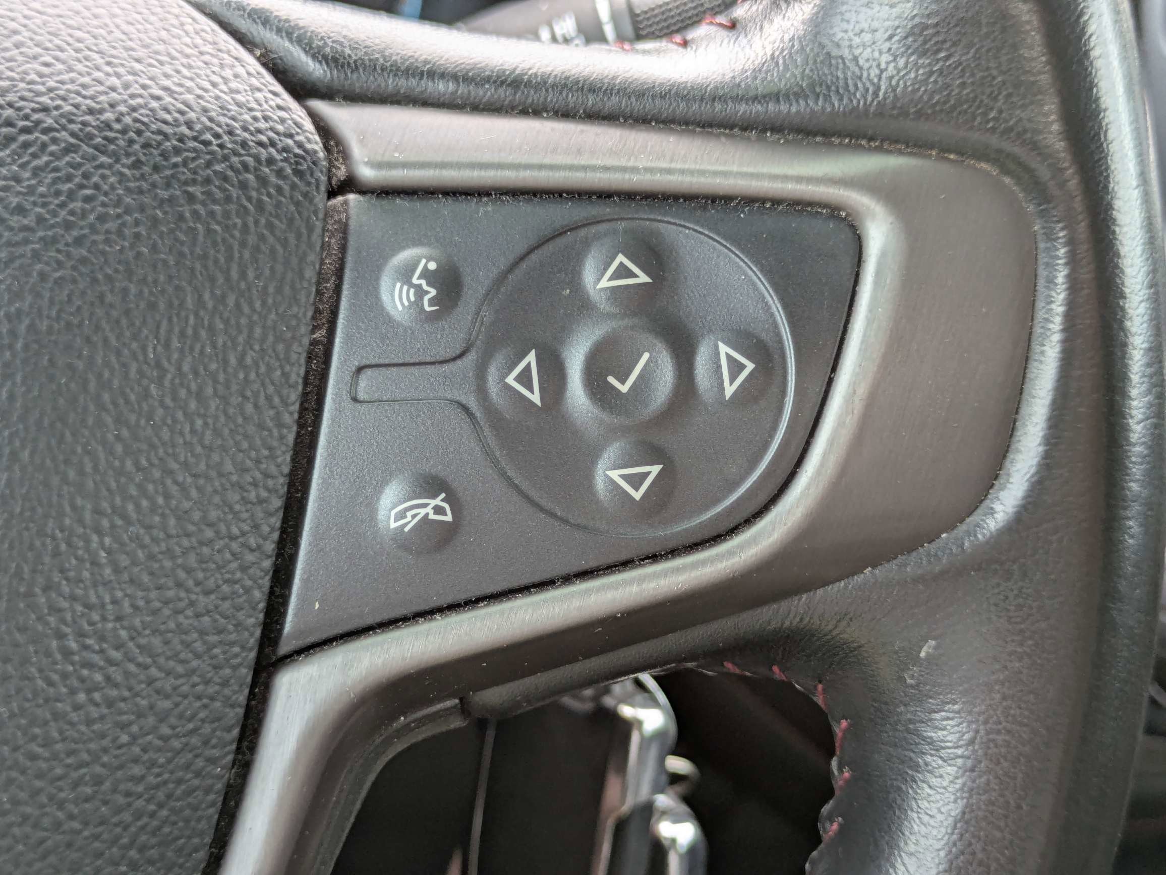 Used 2018 GMC Canyon All Terrain AWD/4WD image 26