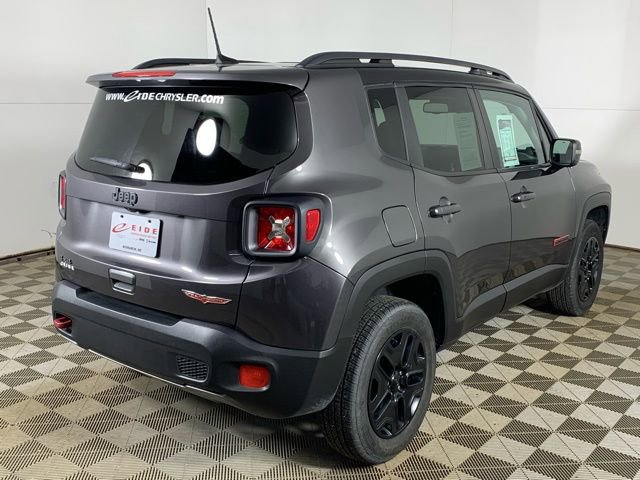 Used 2018 Jeep Renegade Trailhawk image 6