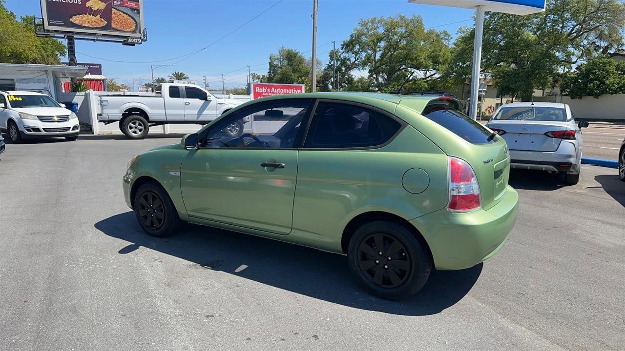 Used 2011 Hyundai Accent GS image 14