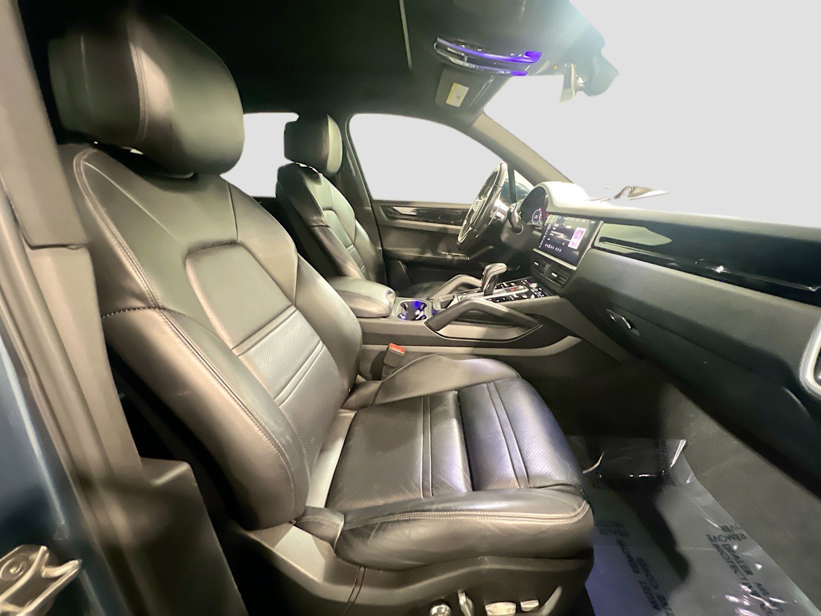 Used 2019 Porsche Cayenne AWD/4WD image 23