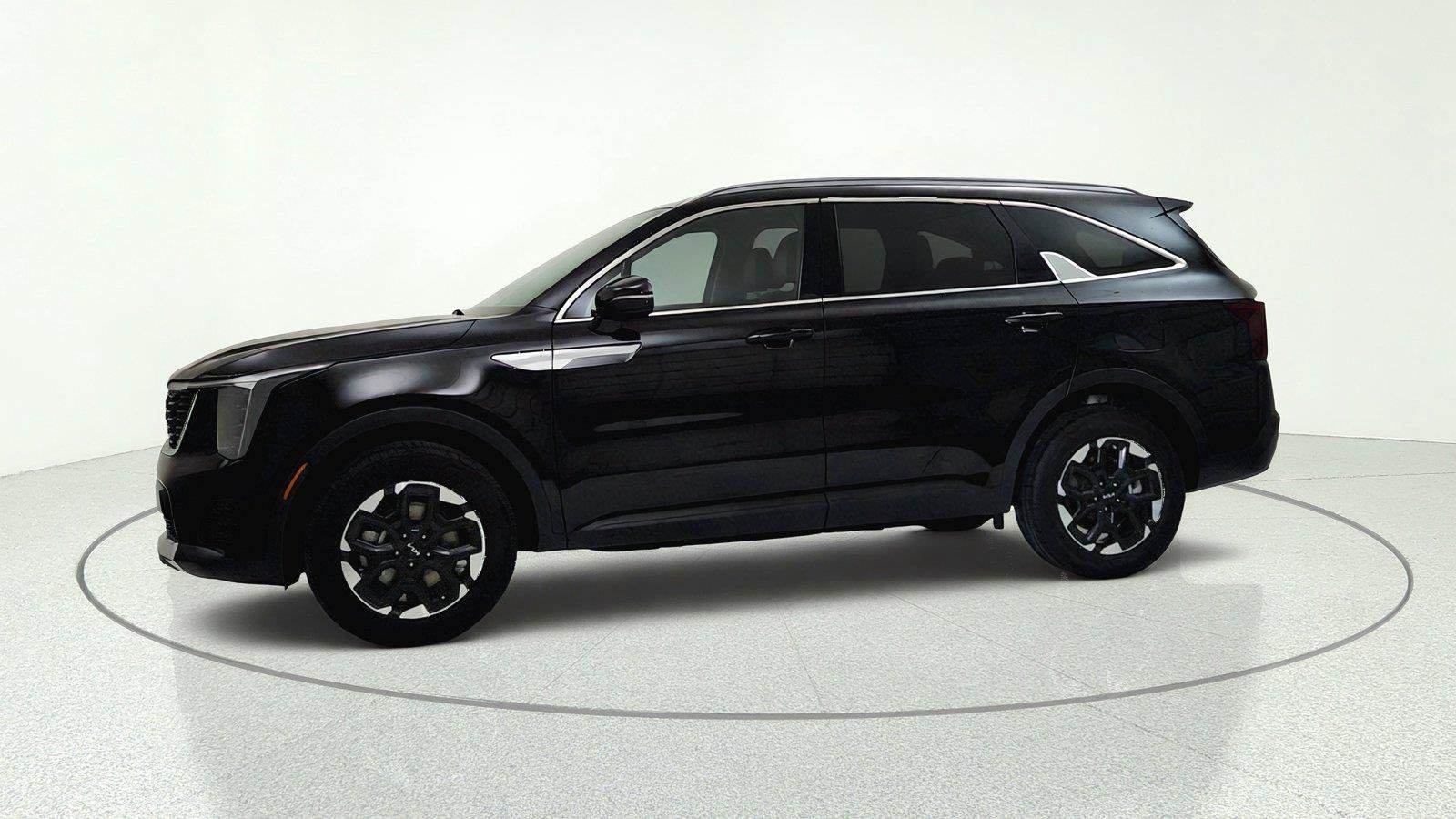 Used 2025 Kia Sorento S AWD/4WD image 6