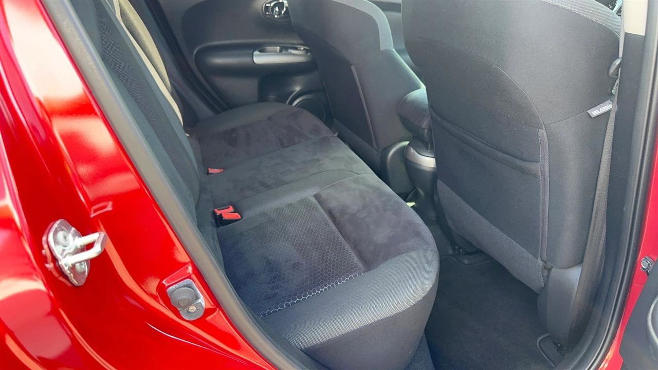 Used 2017 Nissan Juke SV image 38