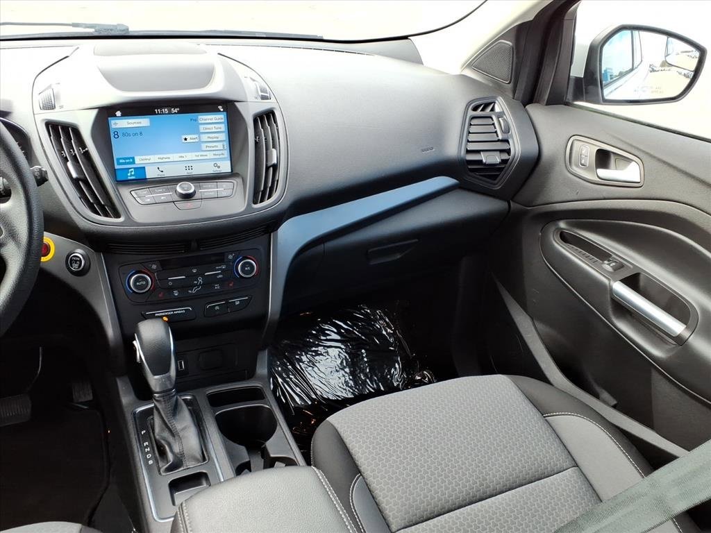 Used 2019 Ford Escape SE image 14