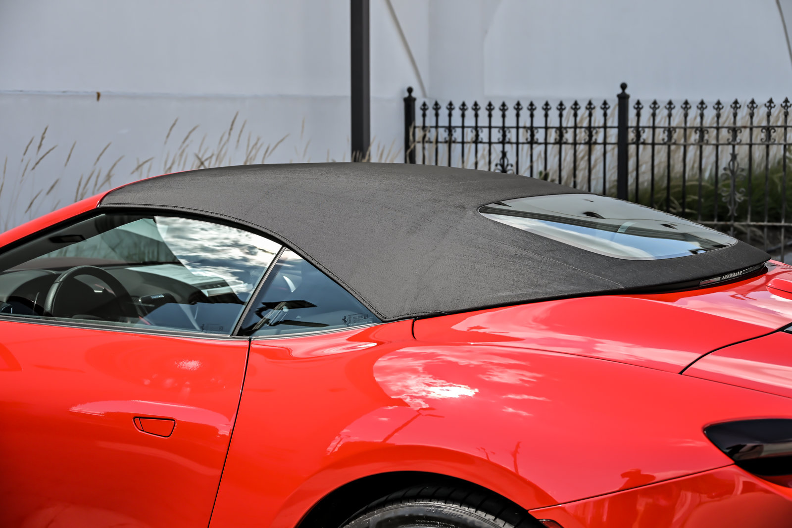 Used 2024 Ferrari Roma Spider RWD image 21