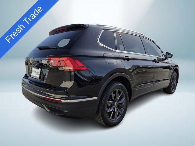 Certified 2023 Volkswagen Tiguan SE FWD image 6
