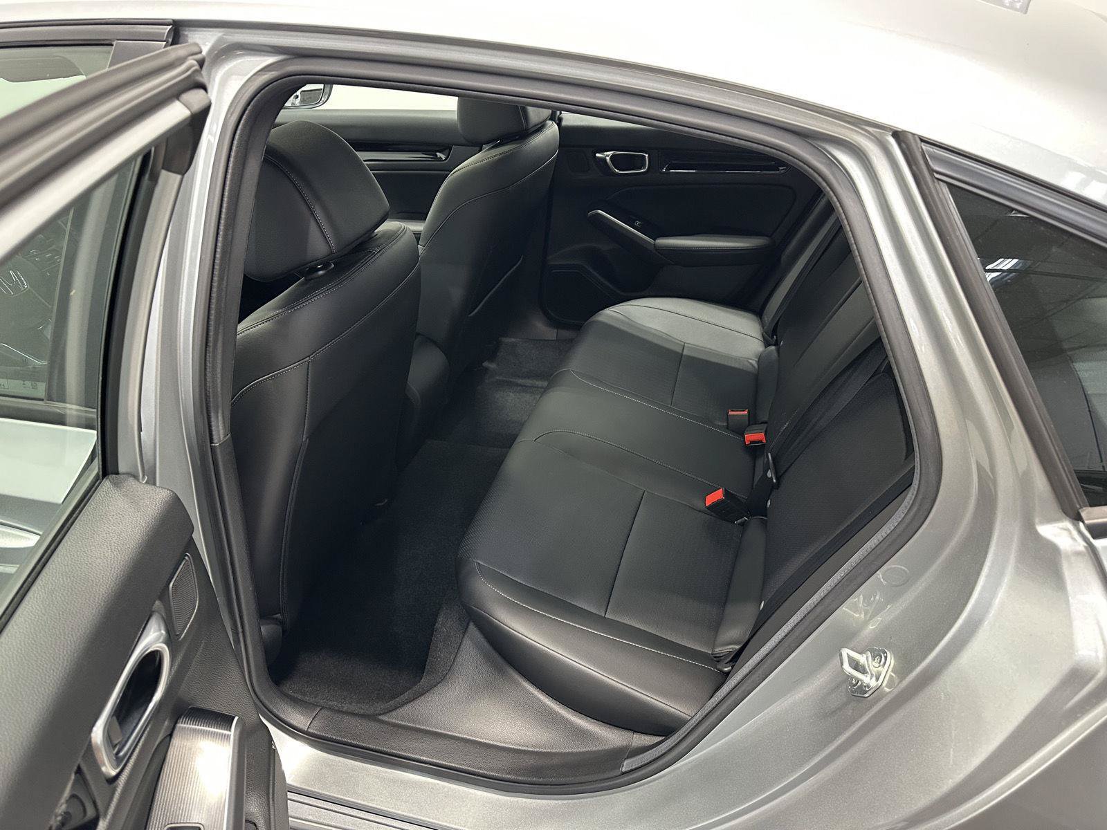 Certified 2025 Honda Civic Sport Touring image 28