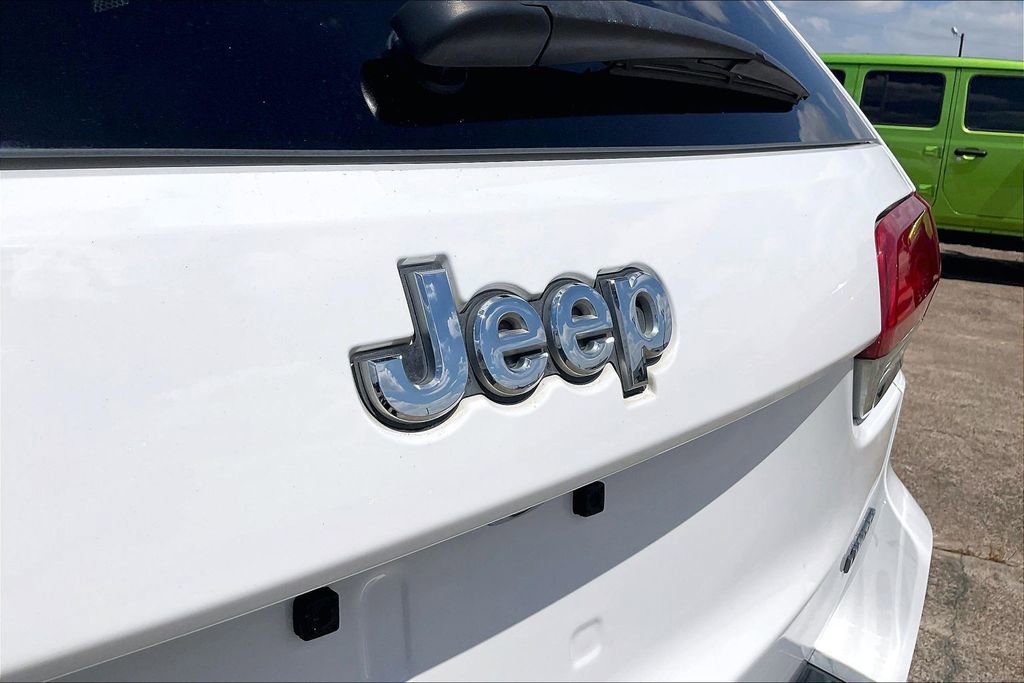 Used 2018 Jeep Grand Cherokee Limited RWD image 27
