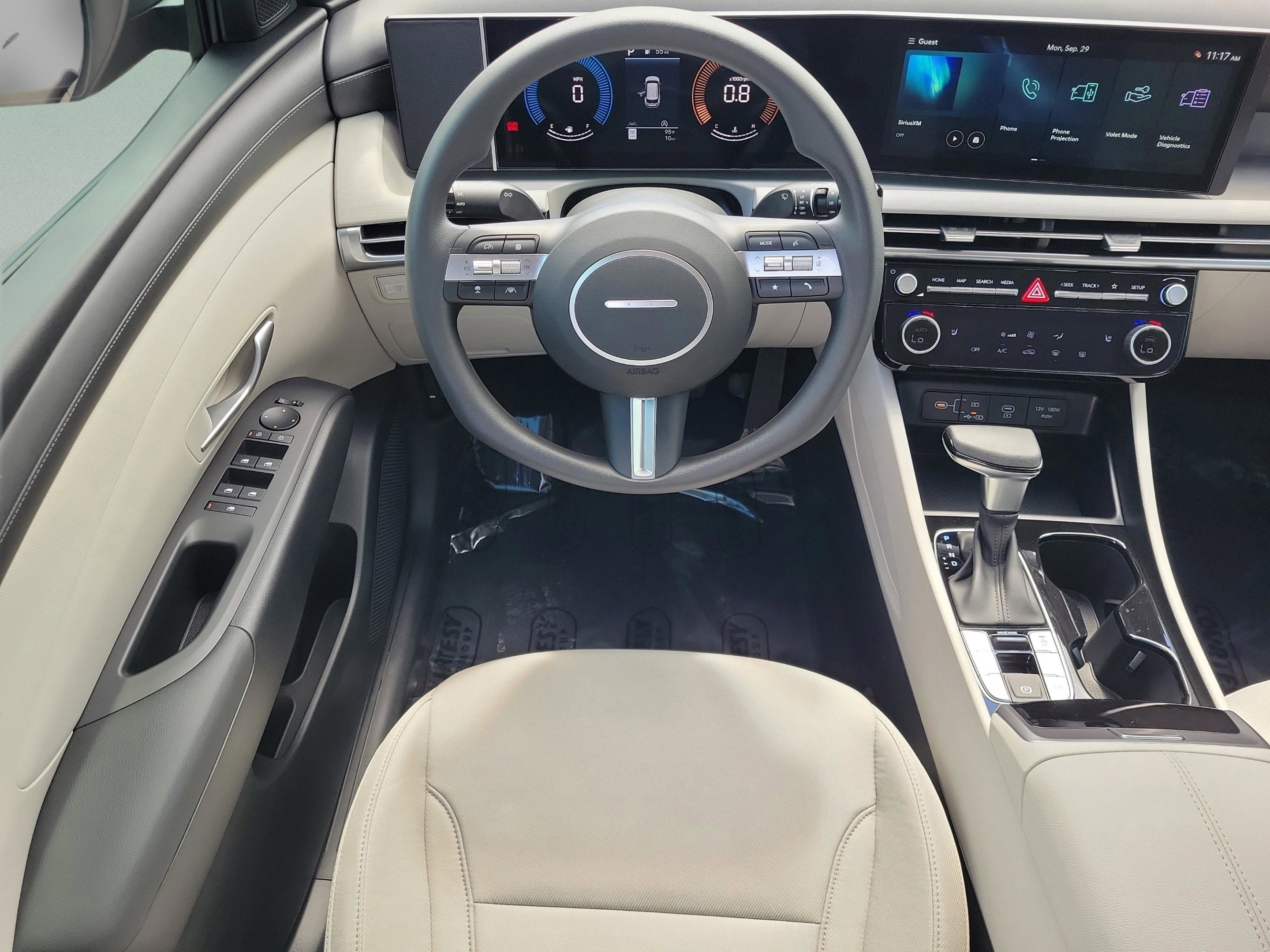 New 2026 Hyundai Tucson SEL image 10