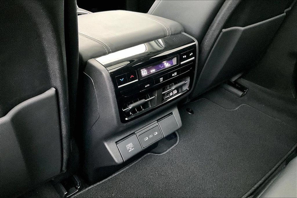 Certified 2026 Acura MDX w/ Technology Package FWD image 28