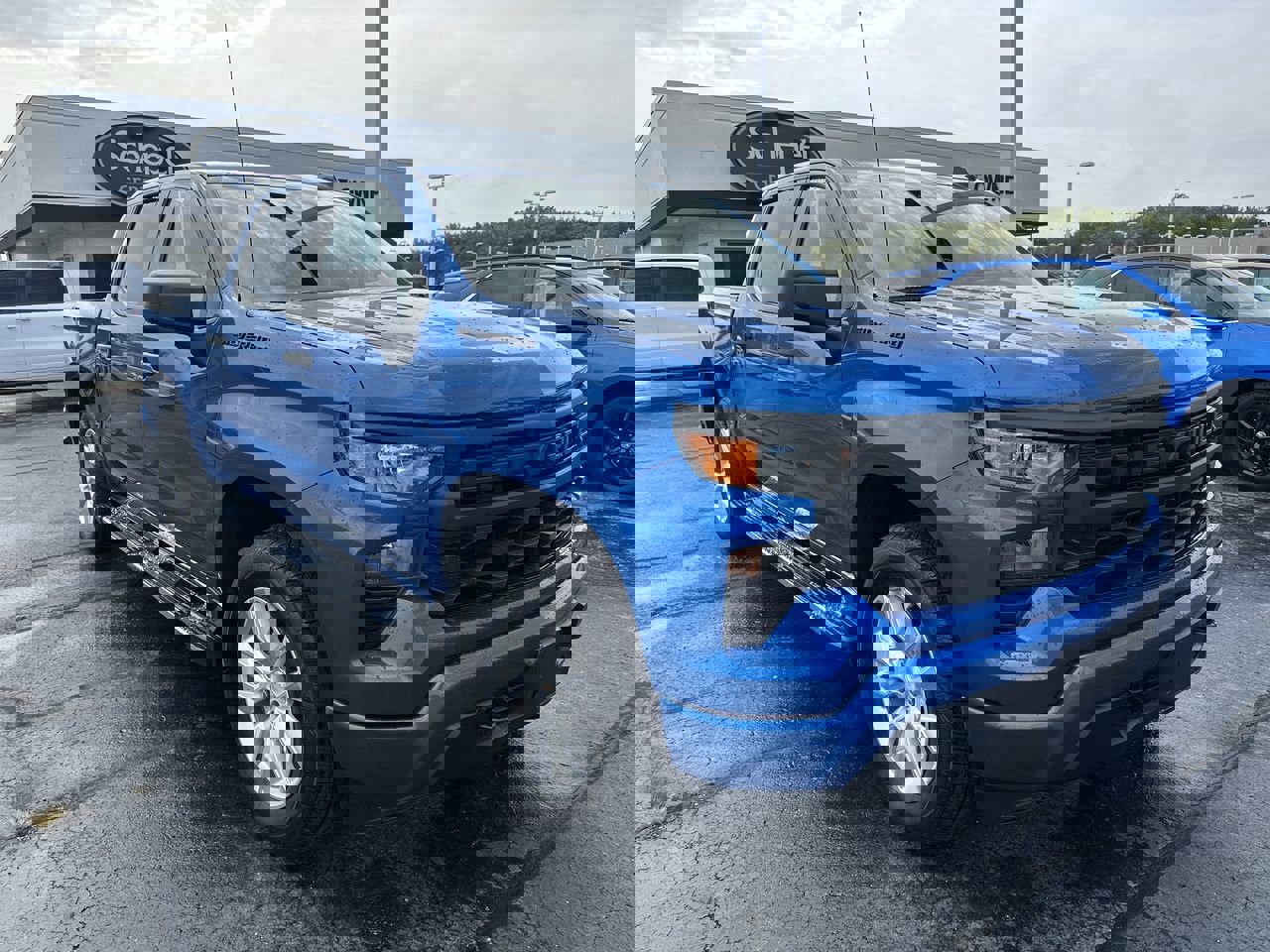 Certified 2022 Chevrolet Silverado 1500 Custom w/ LPO, Dark Essentials Package
