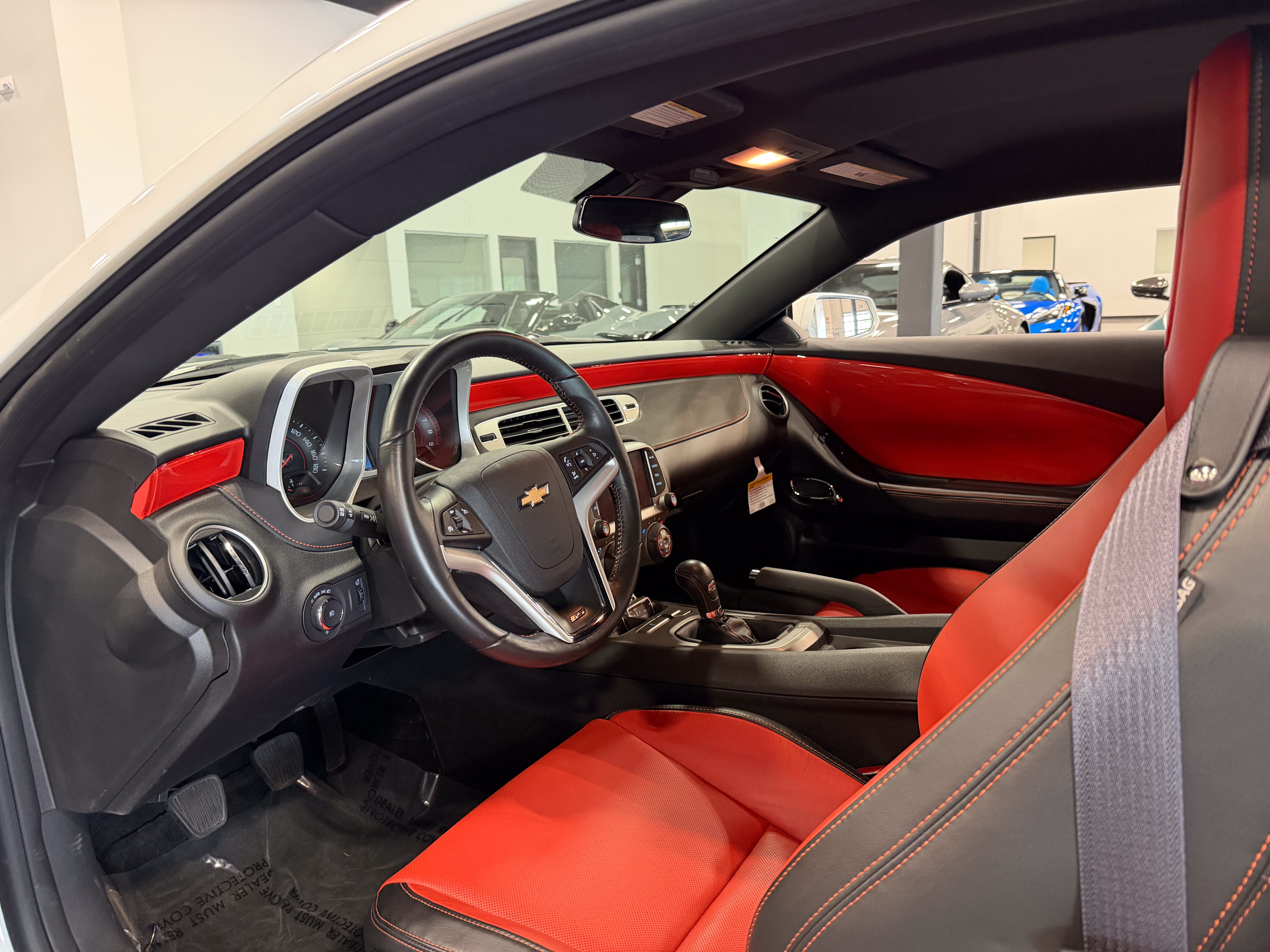 Used 2015 Chevrolet Camaro SS w/ RS Package RWD image 7