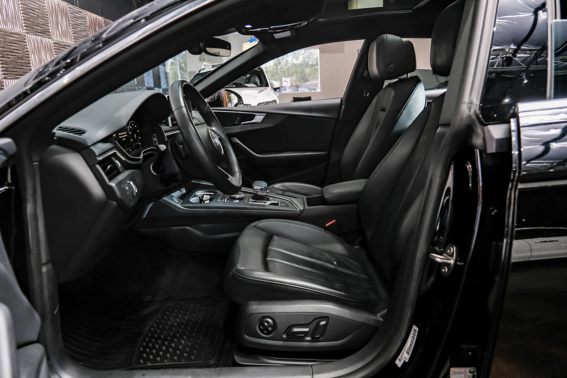 Used 2018 Audi A5 2.0T Premium Plus w/ Premium Plus AWD/4WD image 4