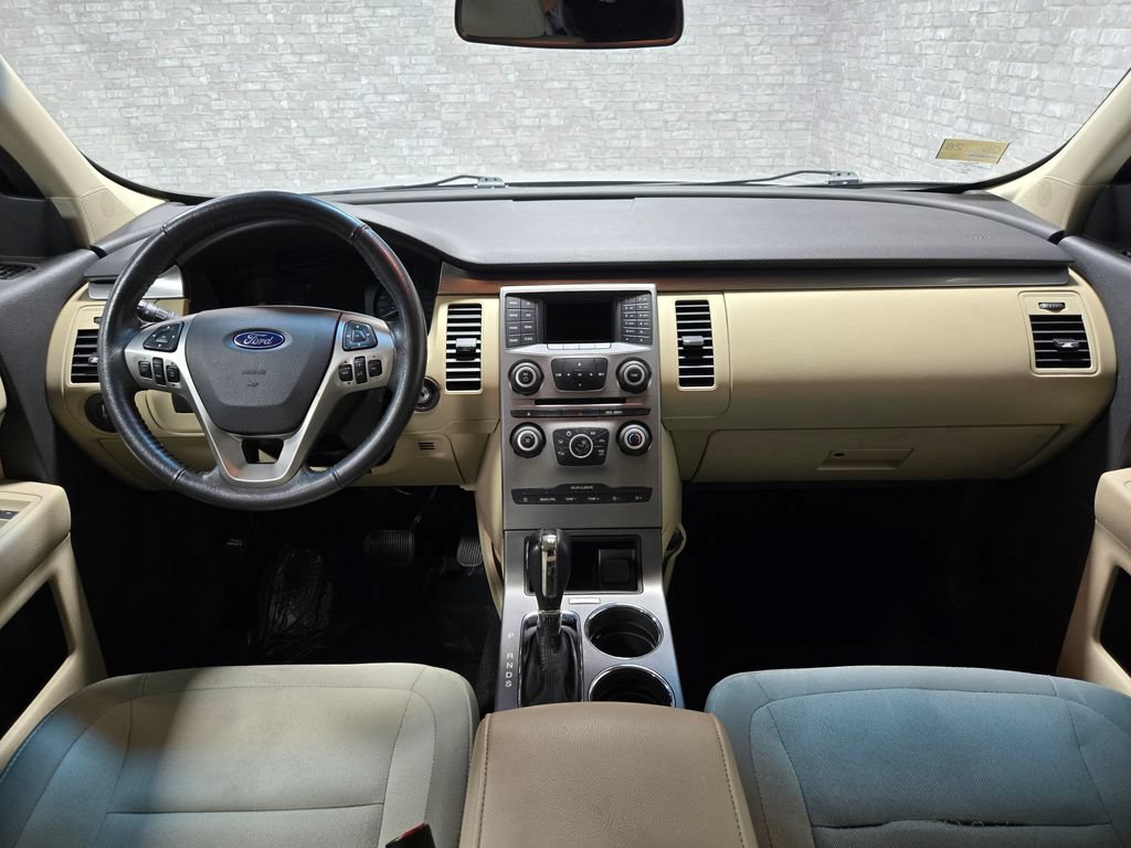 Used 2019 Ford Flex SE FWD image 32