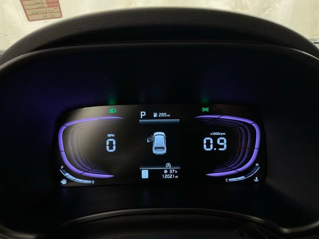 Used 2025 Kia Soul LX w/ LX Technology Package FWD image 15