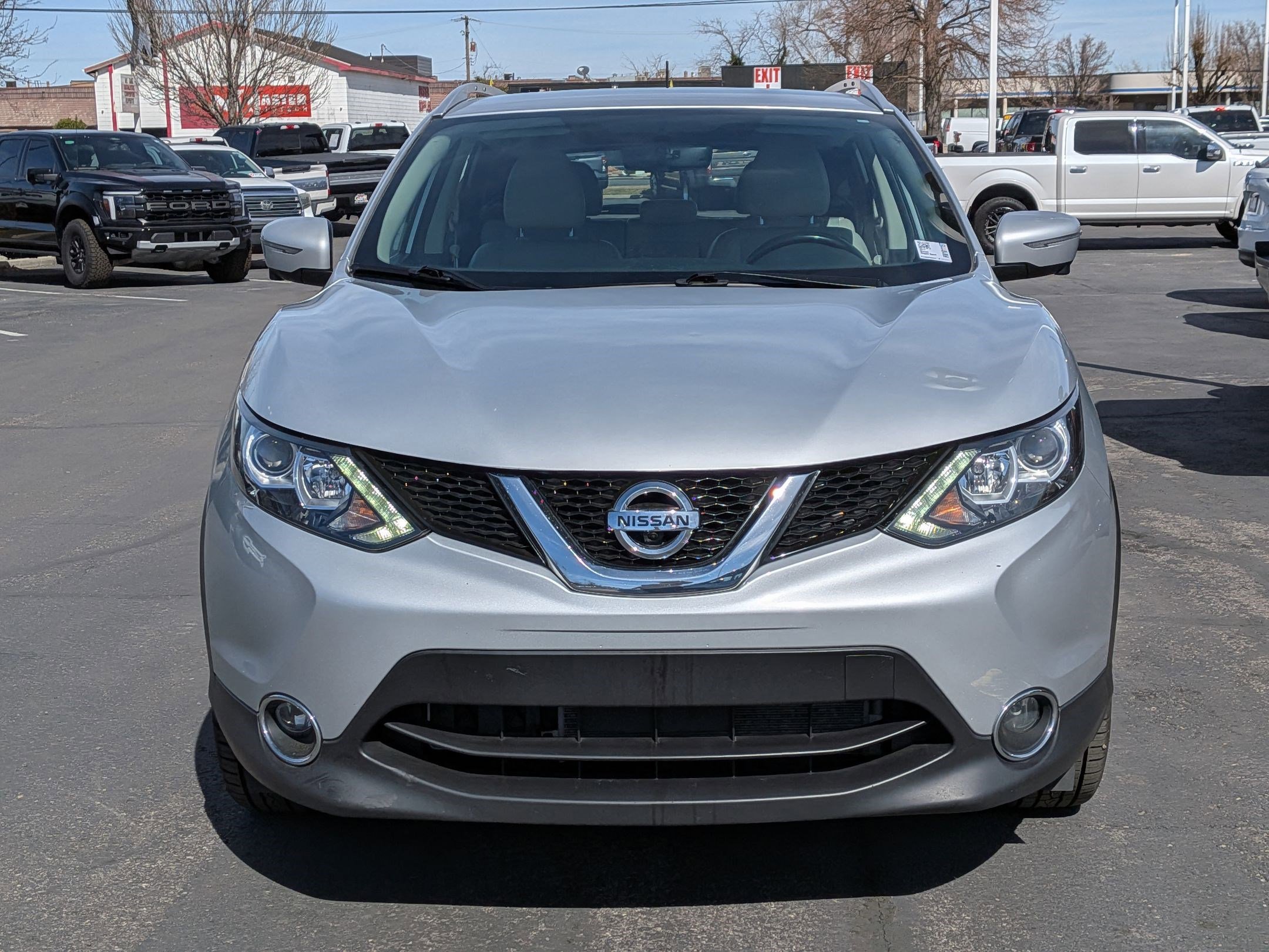 Used 2017 Nissan Rogue Sport SL image 11