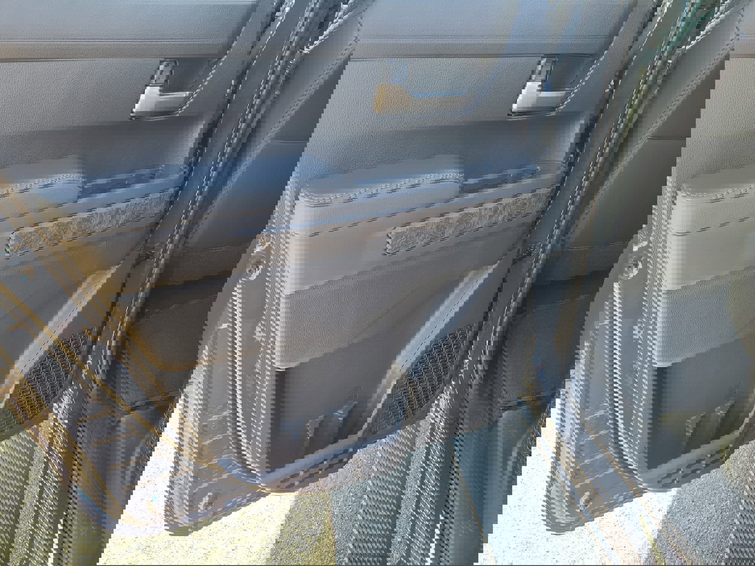 New 2025 Toyota Tacoma Limited image 9