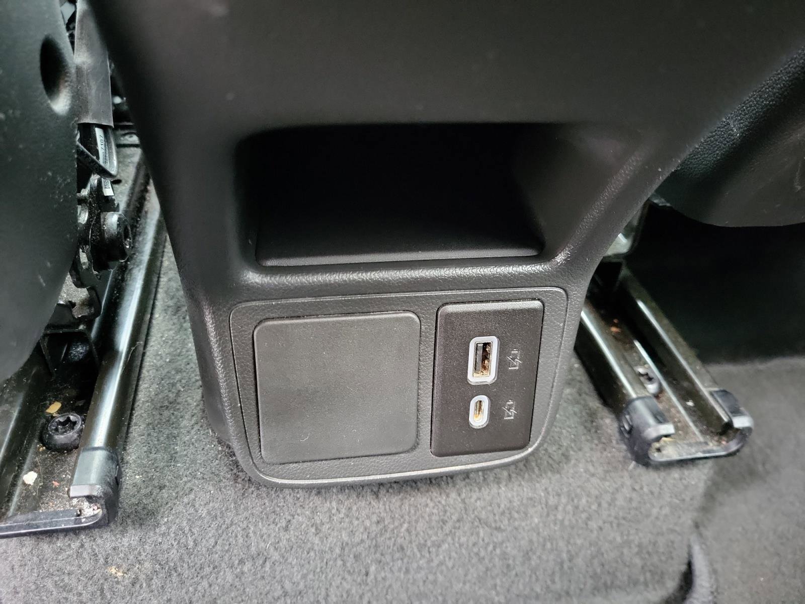 Used 2024 Buick Encore GX Sport Touring image 19