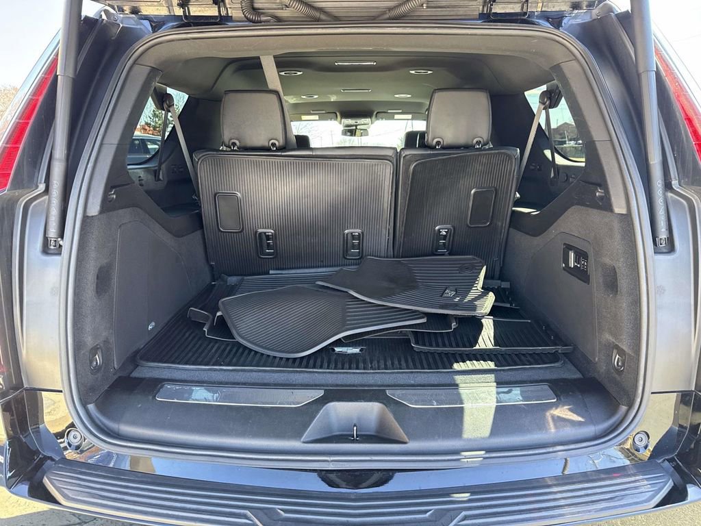 Used 2022 Cadillac Escalade ESV Luxury image 26
