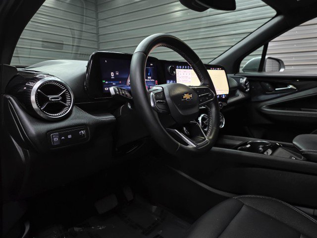 Used 2024 Chevrolet Blazer EV LT AWD/4WD image 10