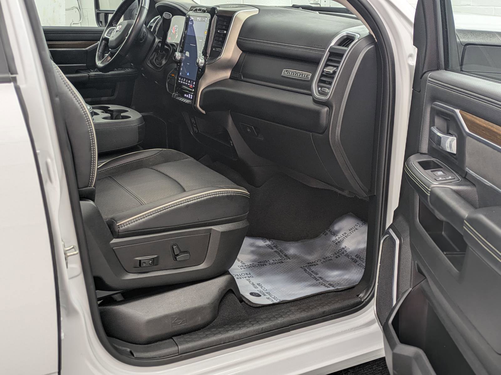 Used 2024 RAM 2500 Laramie image 26