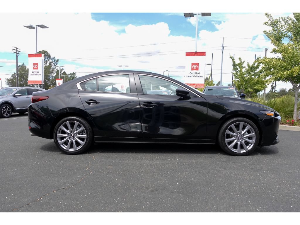 Used 2025 MAZDA MAZDA3 s FWD image 2