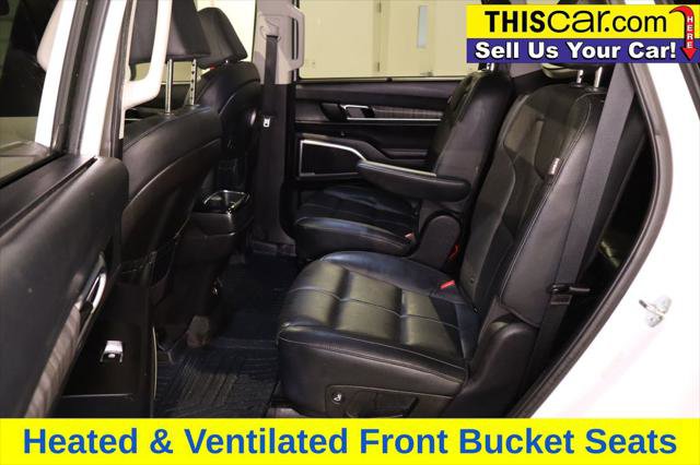 Used 2023 Kia Telluride EX w/ EX Captain's Chair Package image 27