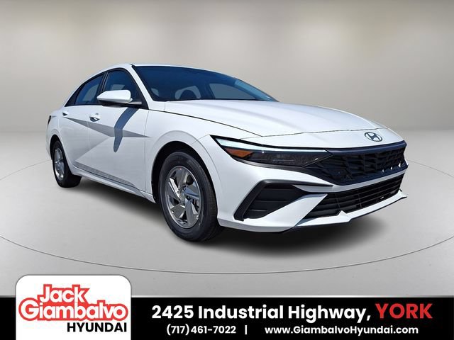 New 2026 Hyundai Elantra SE FWD image 1