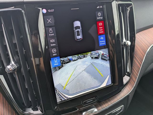 Certified 2023 Volvo XC60 B5 Plus w/ Protection Package Premier AWD/4WD image 22