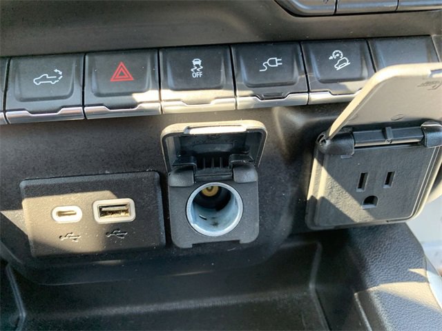 Used 2021 Chevrolet Silverado 1500 LTZ image 26