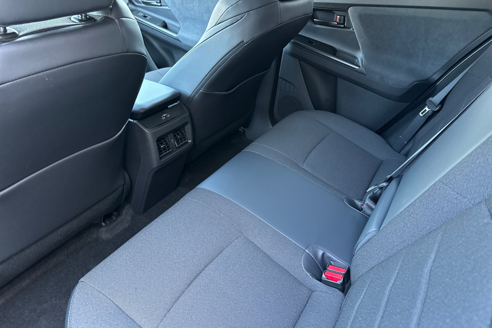 New 2026 Toyota C-HR AWD/4WD image 5