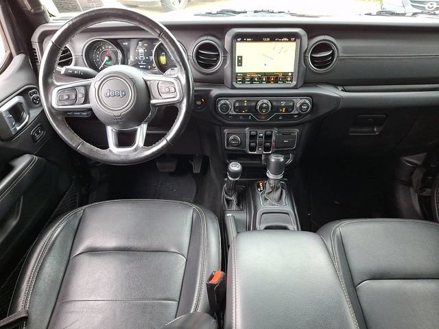 Used 2021 Jeep Wrangler Unlimited Sahara w/ Cold Weather Group AWD/4WD image 15