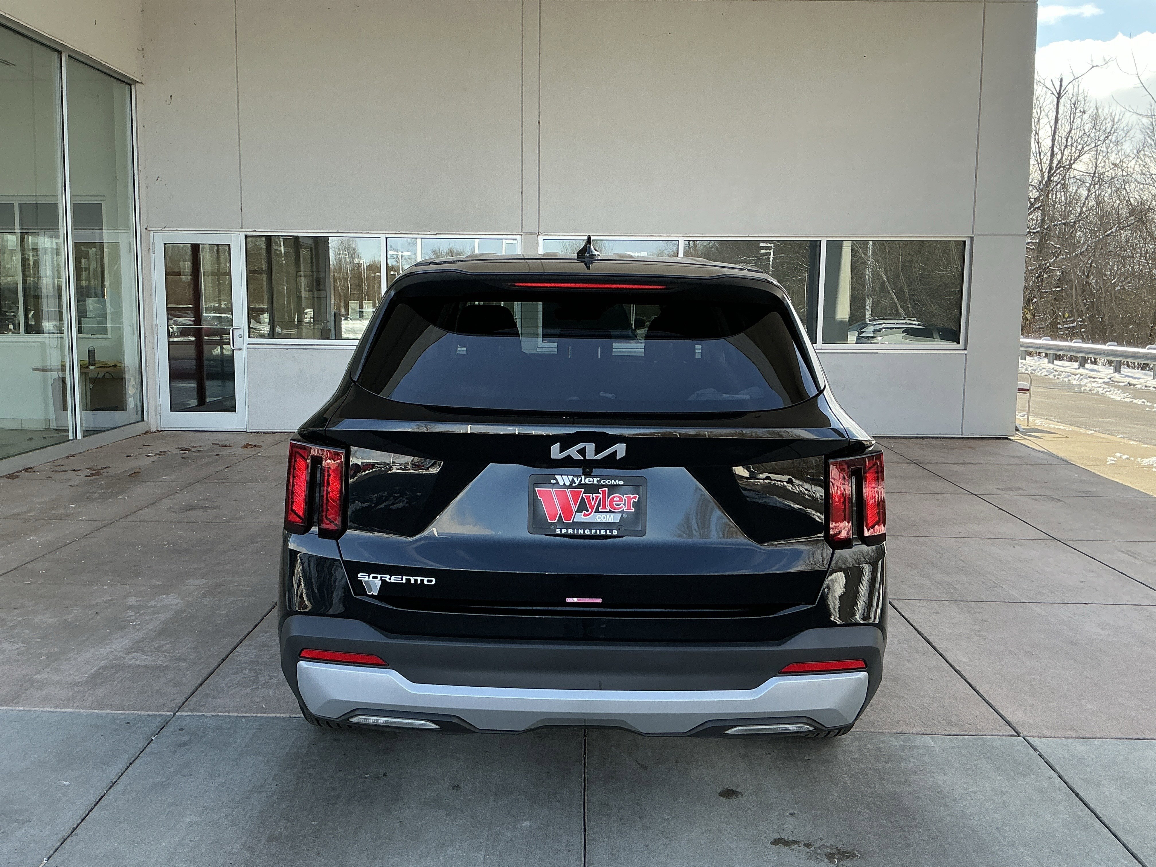 Used 2025 Kia Sorento LX image 21