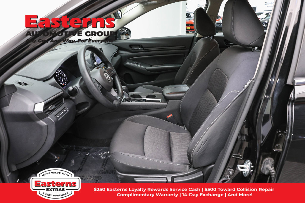 Used 2023 Nissan Altima 2.5 S FWD image 14