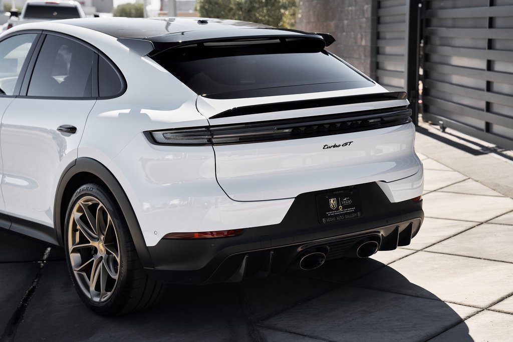 Used 2024 Porsche Cayenne Turbo GT image 12