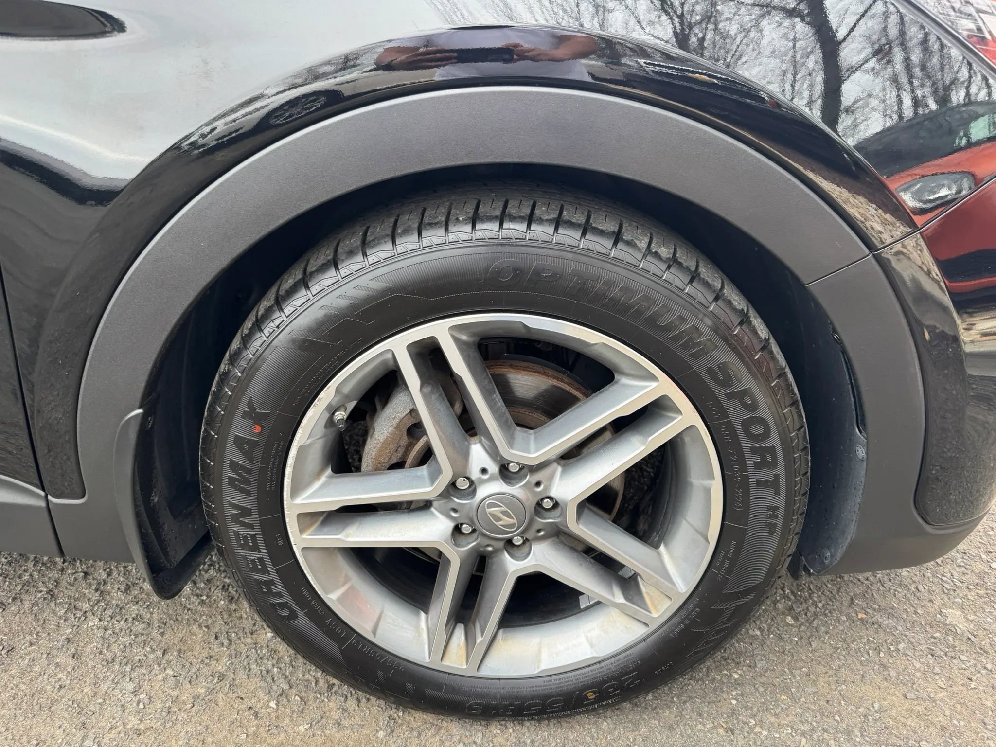 Used 2017 Hyundai Santa Fe AWD image 33
