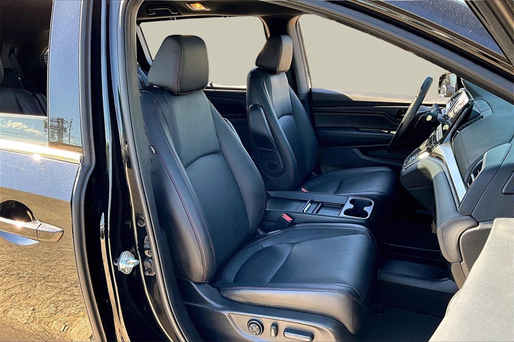 Used 2024 Honda Odyssey Sport image 7