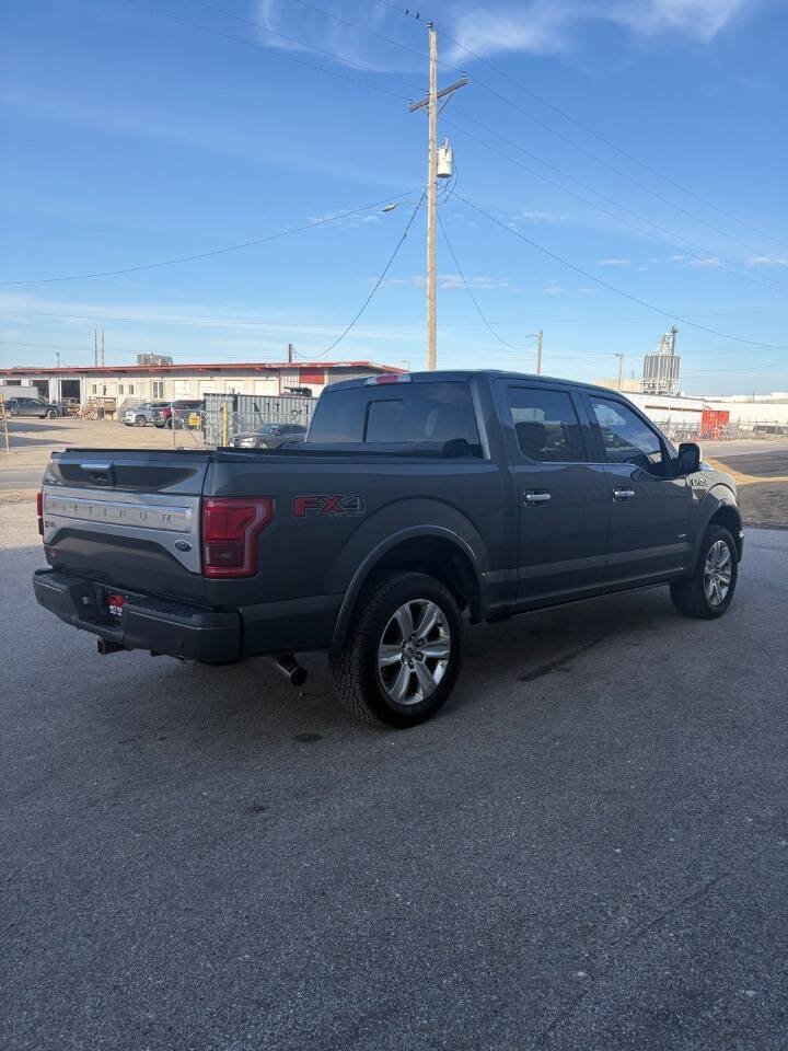 Used 2016 Ford F150 Platinum w/ Equipment Group 701A Luxury AWD/4WD image 4