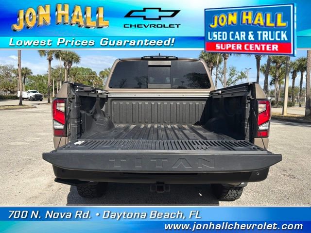 Used 2023 Nissan Titan PRO-4X w/ Pro-4x Convenience Package image 12