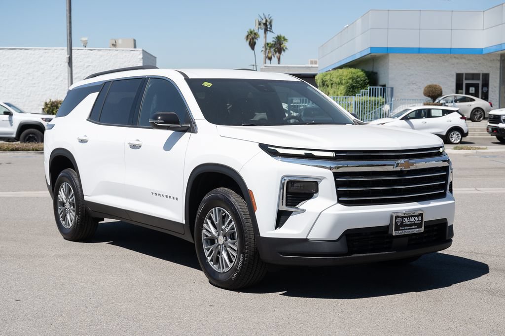 New 2027 Chevrolet Traverse LT