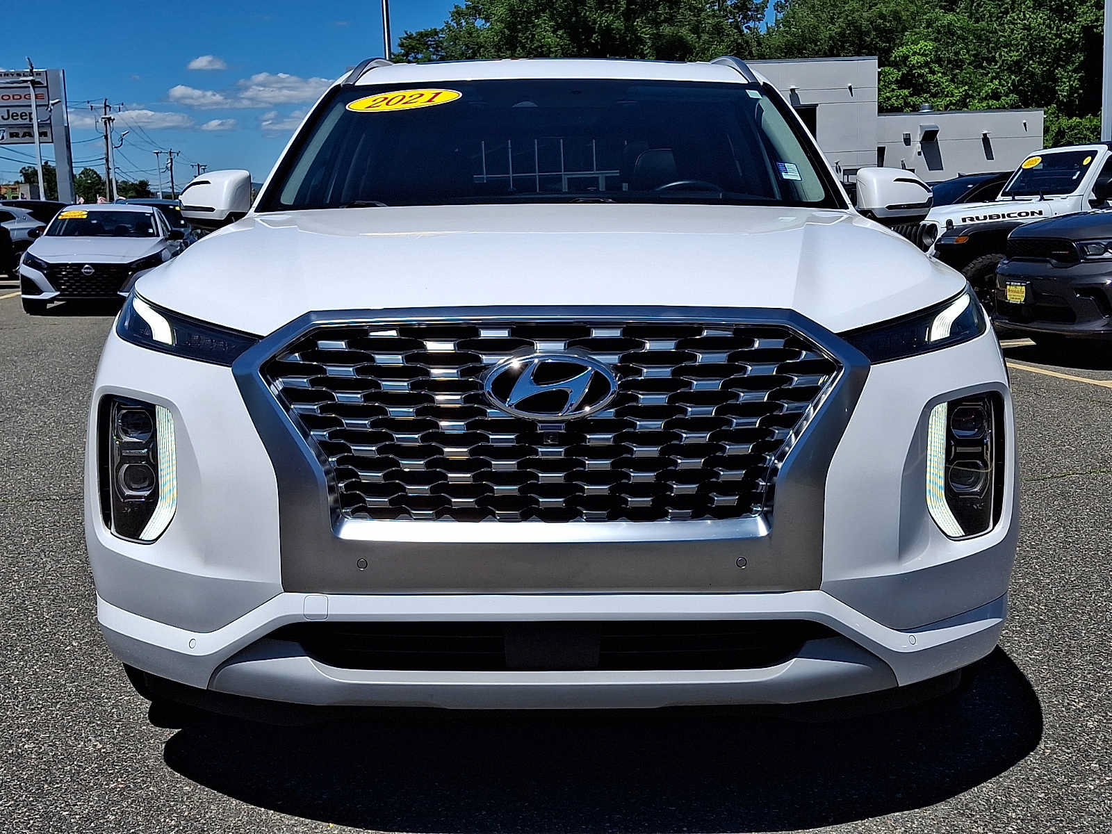 Used 2021 Hyundai Palisade Limited AWD/4WD image 2