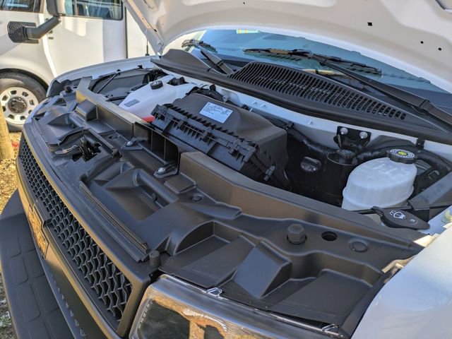 New 2025 Chevrolet Express 2500 w/ Driver Convenience Package image 26